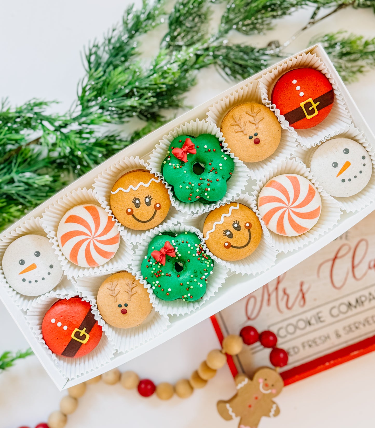 Christmas Macaron Box of 12