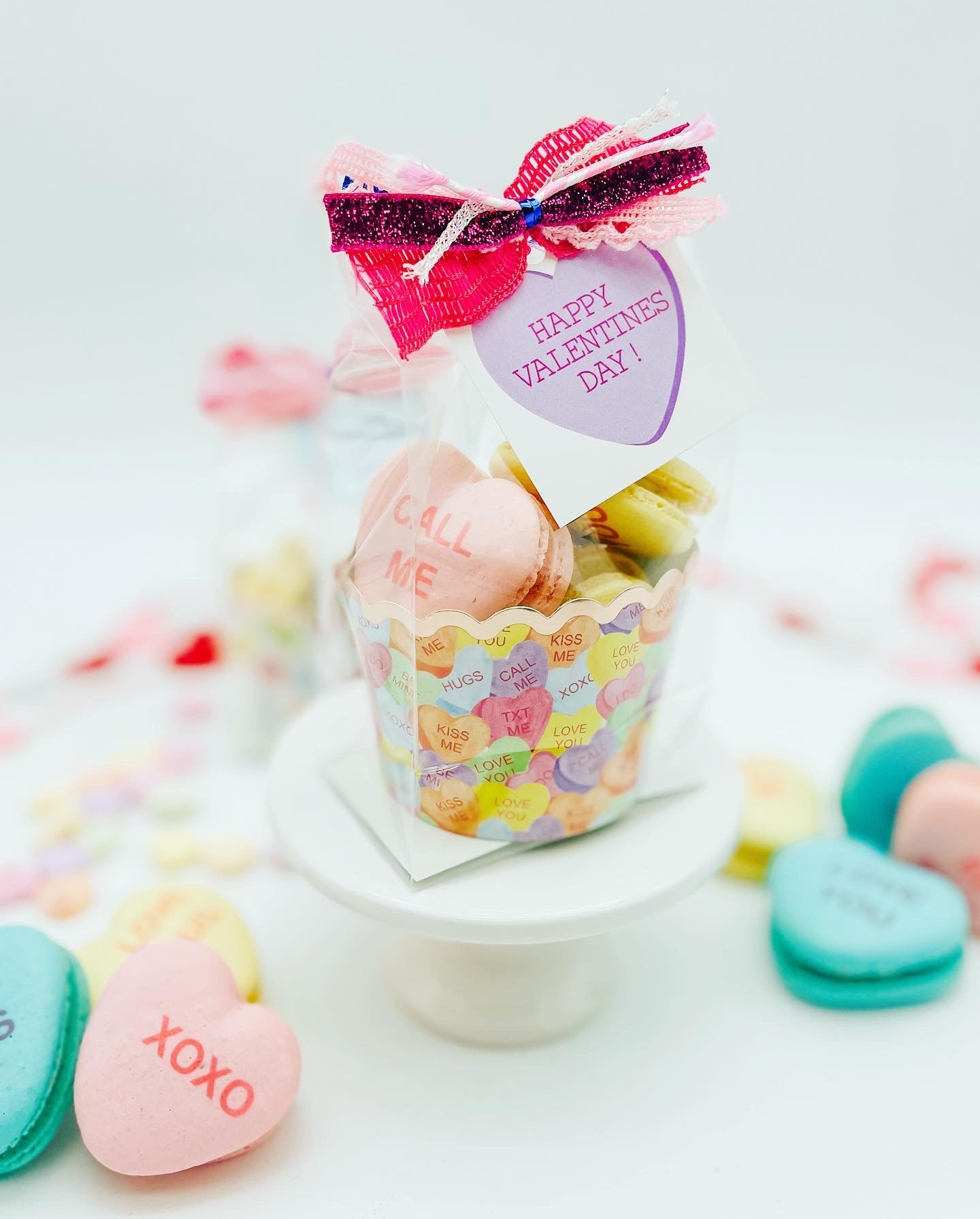 Valentine Macaron Cup of 3 - Sweetheart Theme